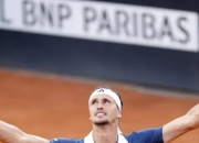 开云体育入口-包含世界网球队轻取澳大利亚网球队，兹维列夫高光表现的词条