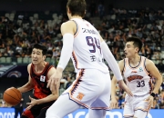 开云体育APP下载-中国男篮绝地反击鹈鹕，萨姆·米切尔爆发神勇