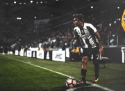 开云平台-丹麦队完胜中国队，黄鸭组合高光表现，一场技术与默契的完胜课