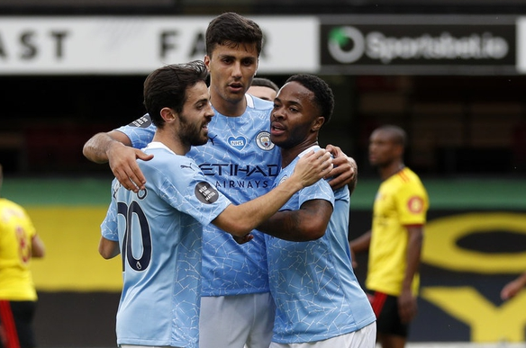 里昂翻盘瓦伦西亚,萨内统治全场的简单介绍 里昂翻盘瓦伦西亚,萨内统治全场的简单介绍