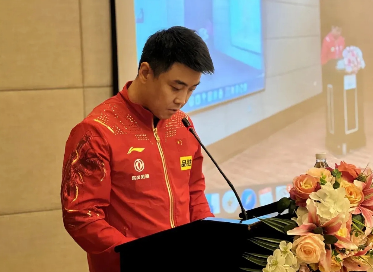 包含韩国乒乓球队绝地反击中国乒乓球队，王皓爆发神勇的词条