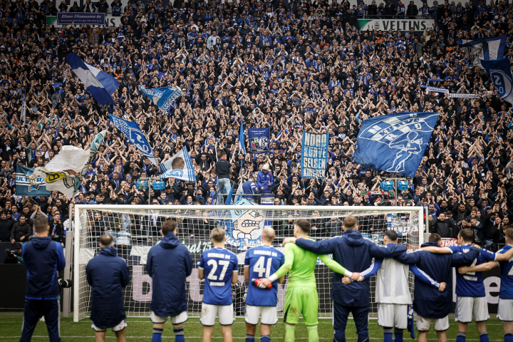 包含沙尔克04客场取得关键胜利,升至第六位的词条 包含沙尔克04客场取得关键胜利,升至第六位的词条