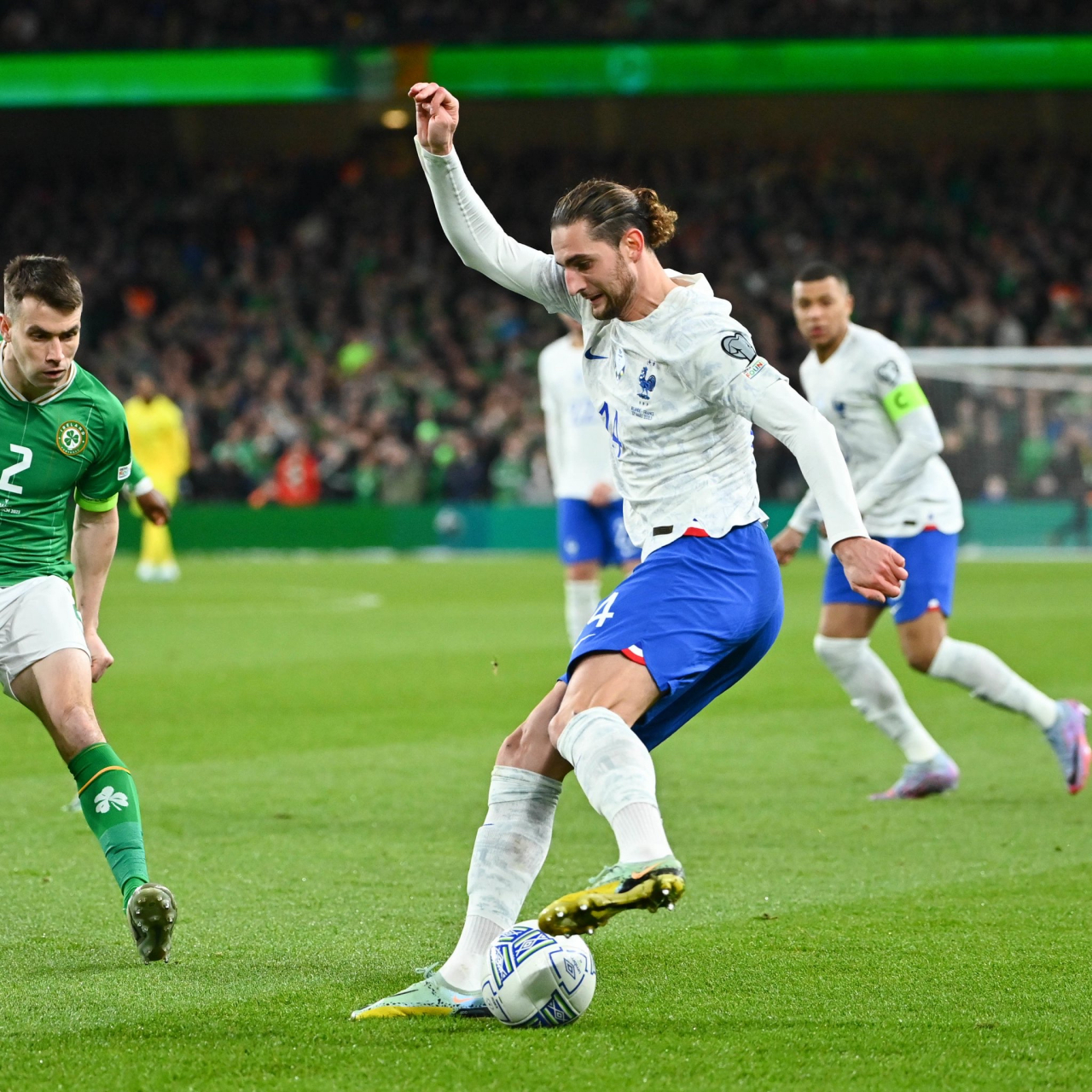 关于法国队力克英格兰队，波尔惊艳四座的信息