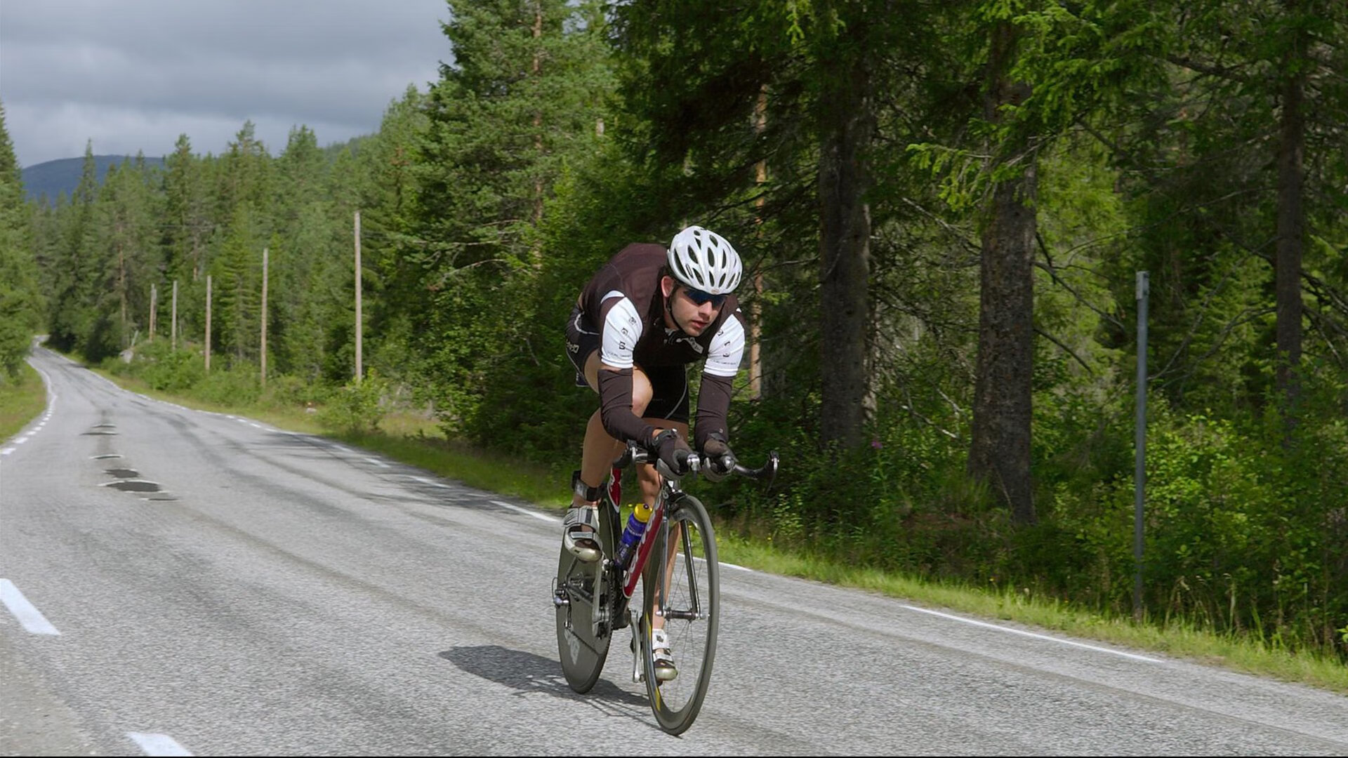 多特蒙德战术压制显神威,托尼一锤定音成关键先生