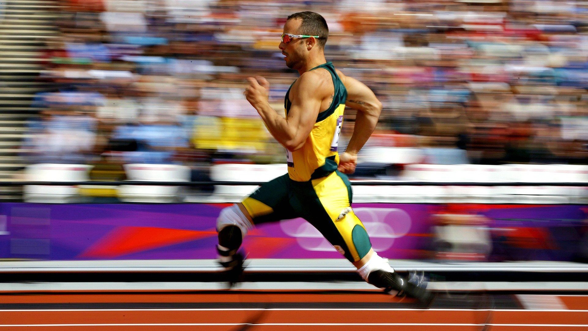 塞恩斯状态火热,雷诺车队上演惊天翻盘超越索伯